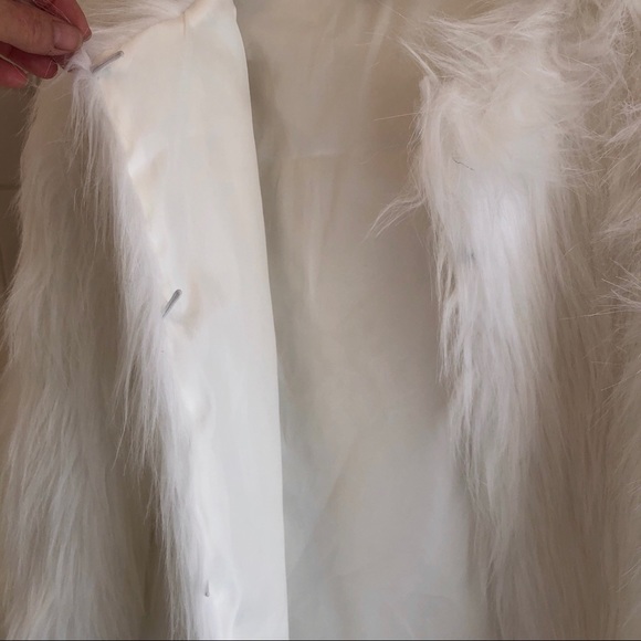 LANSHIFEI * NWOT Boutique Snow White Winter Faux Fur Jacket - Picture 5 of 5